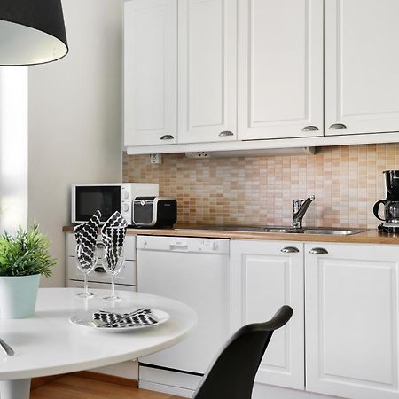 Kotimaailma Apartments Kamppi - Spacious 1Br Гельсінкі Екстер'єр фото